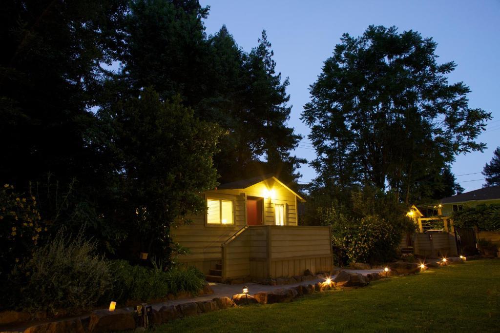 Cottages On River Road Guerneville Szoba fotó